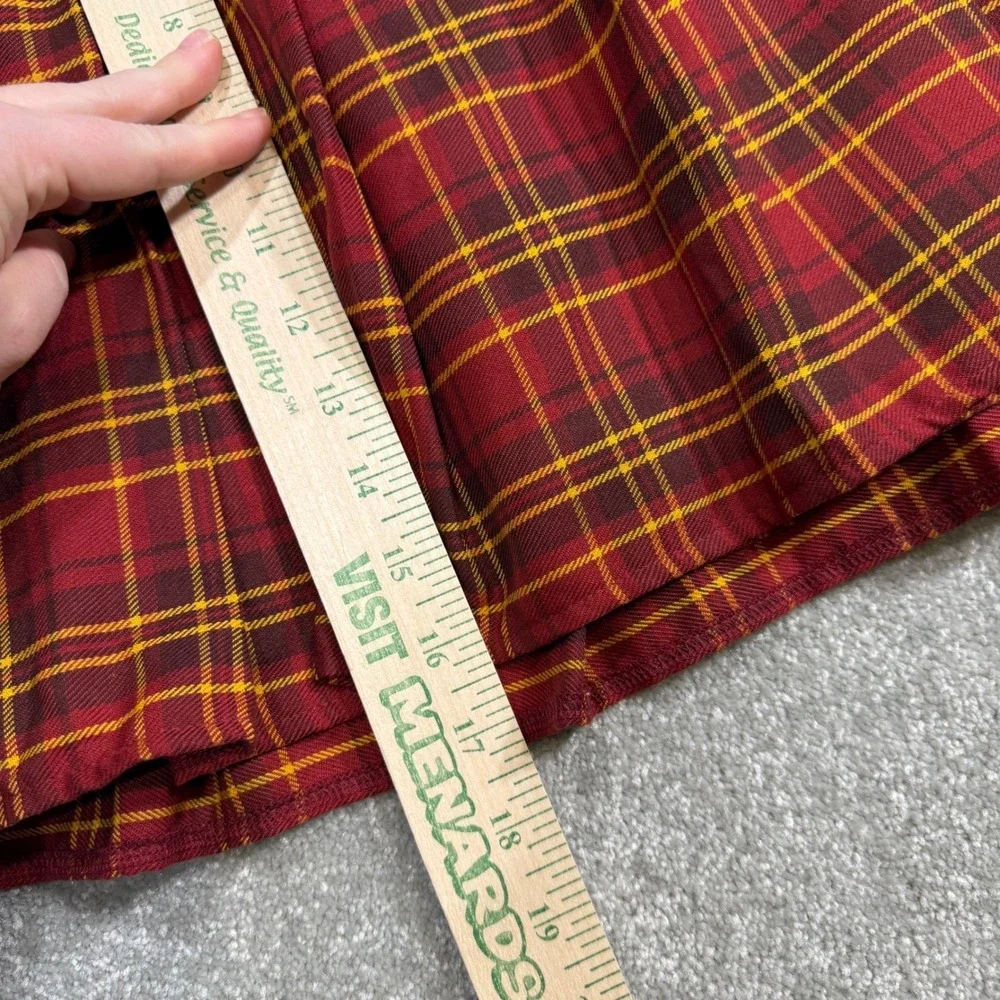 Harry Potter Gryffindor Plaid Skirt Pleated Mini NWT‎ Red Gold Lrg Hermione - Picture 12 of 13